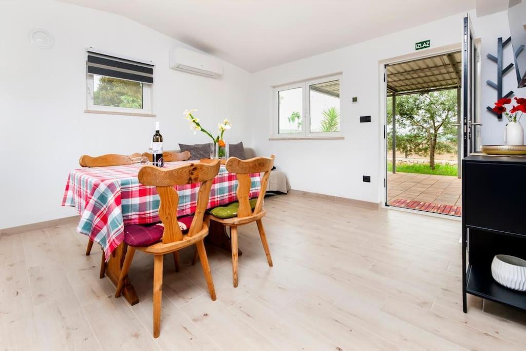 Kuca Za Odmor Toncas Villa โรวีน ภายนอก รูปภาพ